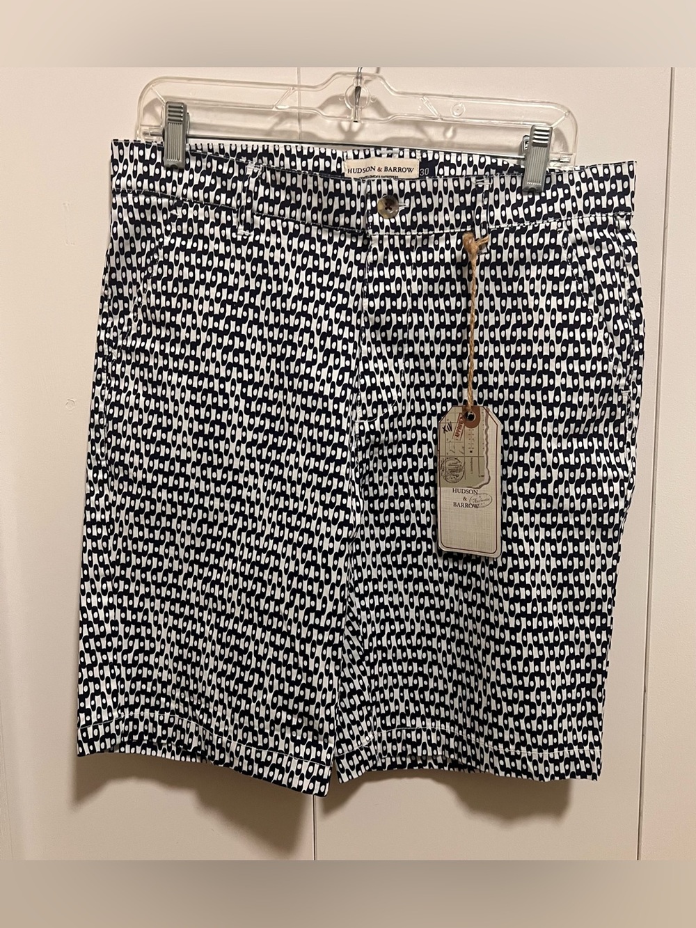 Hudson & Barrow NYC Chino 9” Shorts Mens 30 White Navy Geometric All Over Cotton